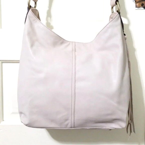 Tignanello Beige 100% Leather Large Shoulder Bag Purse Magnet Close Stud Bottom - Picture 3 of 16